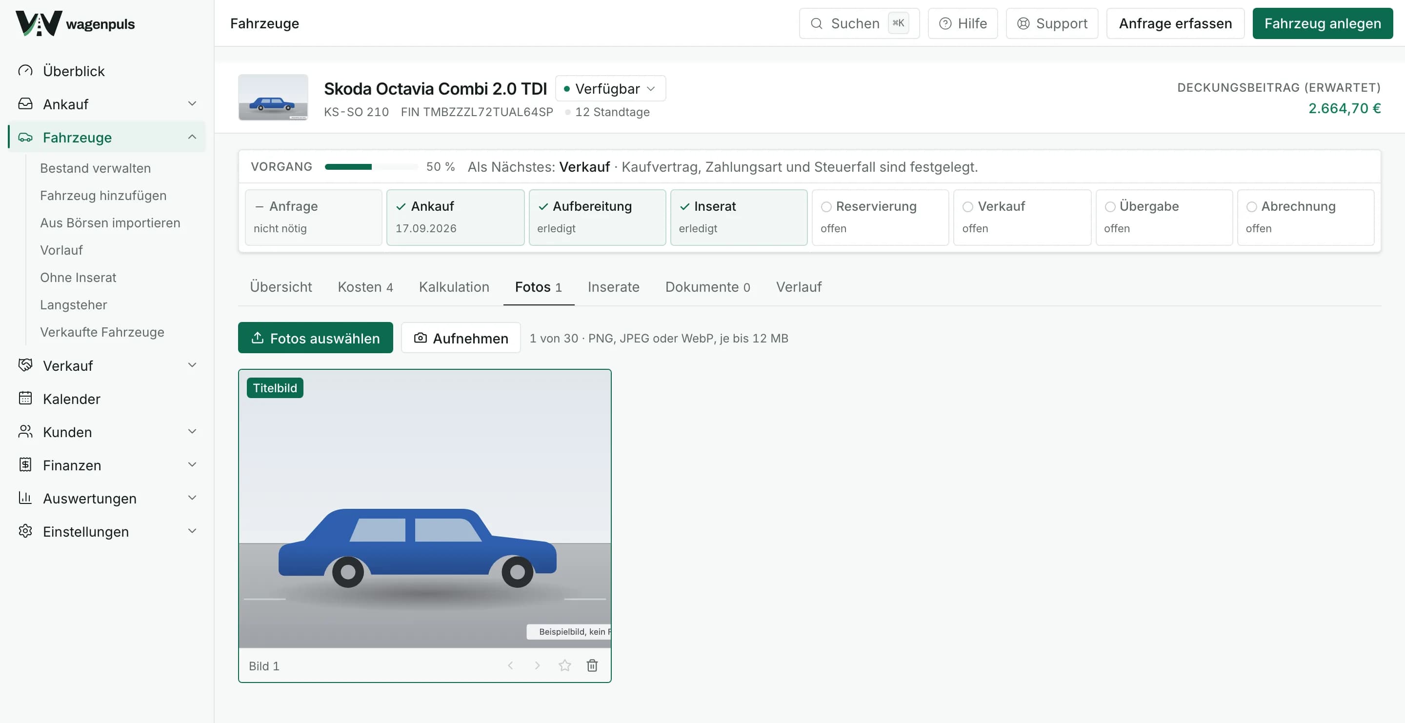 Fotoreiter der Fahrzeugakte mit hochgeladenen Fahrzeugbildern in einer Rasteransicht